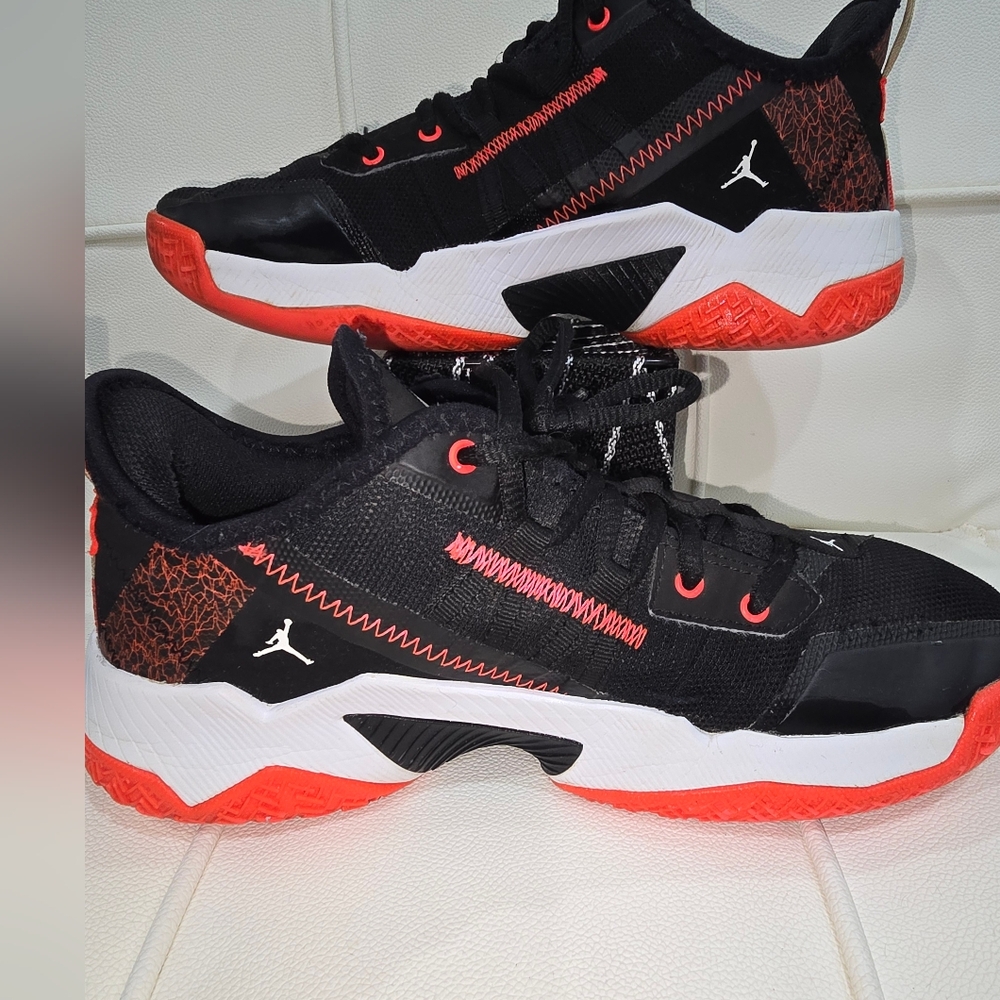 Jordan Nike One Take II Black Bright Crimson  Jumpman Nike Size 7y